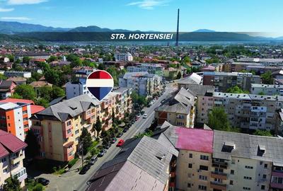 Apartament cu 3 camere decomandat în Central - 2