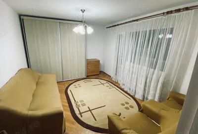 Inchiriez apartament 3 camere, decomandat, S3-Titan, 4 4.