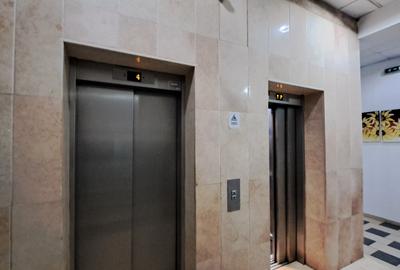 SPATIU BIROU- CLADIRE BIROURI PREMIUM - 40