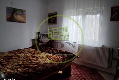 Casă cu 4 camere cu Teren 2200 Mp în Cerașu - 11