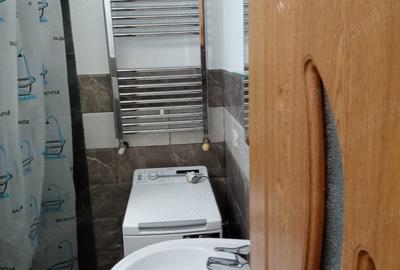 Garsonieră decomandată în Debarcader - 8