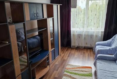 Apartament cu 2 camere decomandat, mobilat în Crângași
