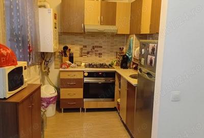 Apartament cu 3 camere semidecomandat în Central - 7