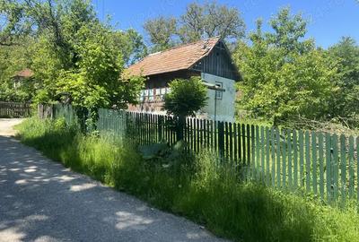 Casă cu 3 camere în Vărbila - 1