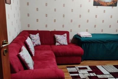 Apartament cu 2 camere decomandat în Tei