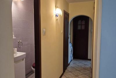Apartament cu 3 camere decomandat, mobilat în Crângași - 11