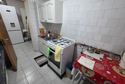 Apartament cu 3 camere semidecomandat în Veteranilor - 3