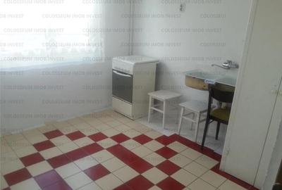 Garsoniera decomandata - zona Astra - 2