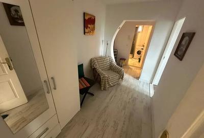 Inchiriez apartament 2 camere zona Cornisa , mobilat Inchiriez apartament 2 camere zona Cornisa , mobilat - 2