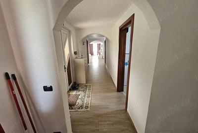 Casa spa?ioasa P+M de vanzare teren 1.000 mp Poiana Stampei, Suceava - 4