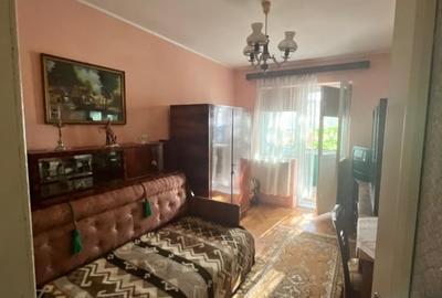 Apartament 3 camere, etaj 2, Garaj, Radauti - 3