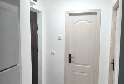 Apartament de inchiriat 2 camere Micro 14 - 5