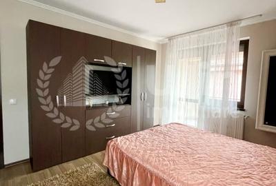 Casă individuală cu 10 camere cu Canalizare în Iris - 7