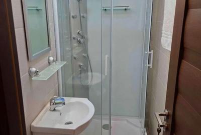 Garsonieră în Calea Victoriei