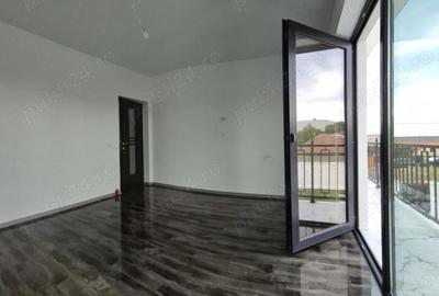 Casă cu 3 camere cu Teren 320 Mp în Central - 7