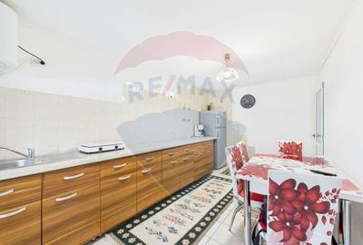 Casa de vacanta cu teren generos - 2.400 mp - 6