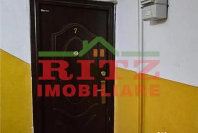 Apartament cu 3 camere decomandat în Central - 1