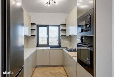 Casă cu 4 camere cu Teren 201 Mp în Central - 20