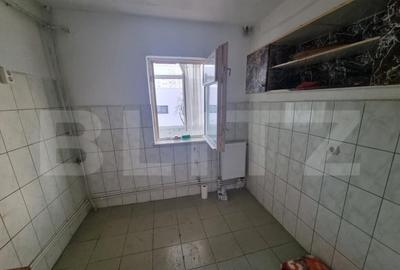 Apartament cu 3 camere decomandat în Dacia