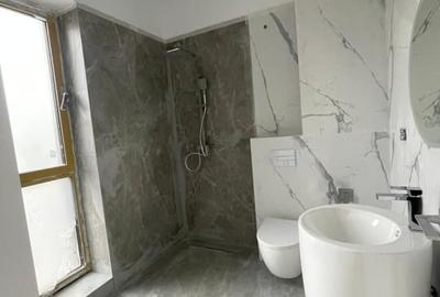 Duplex cu 4 camere cu Canalizare în Central - 13