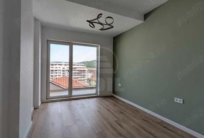 Apartament cu 3 camere semidecomandat în Central - 8