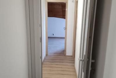 Casă cu 3 camere cu Teren 500 Mp în Central - 6