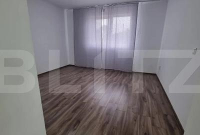 Casă cu 2 camere cu Teren 4600 Mp în Central - 2