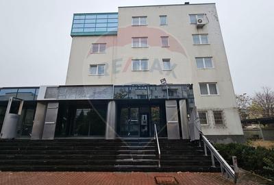 Hotel/Pensiune, de 4,510 mp, în Barbu Văcărescu - 2