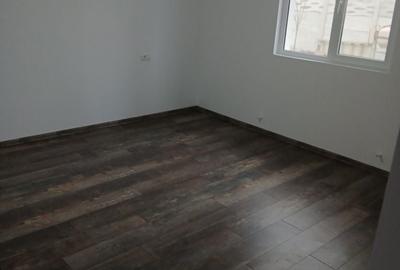 Casă cu 4 camere în Central - 3