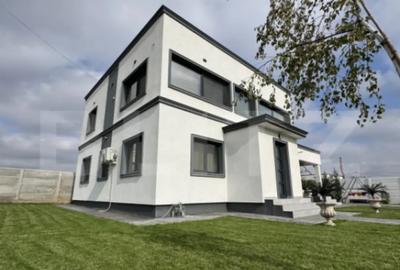 Casă cu 5 camere cu Teren 600 Mp în Pielești - 2