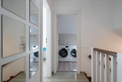 Casă cu 4 camere cu Teren 200 Mp în Central