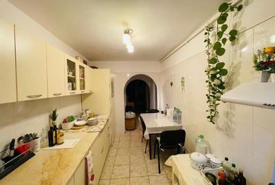 Apartament cu 3 camere decomandat în Central - 12