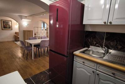 Apartament cu 3 camere semidecomandat în Trei Stejari - 4