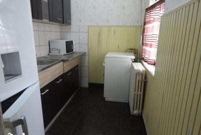 Garsonieră decomandată în Confecții - 12