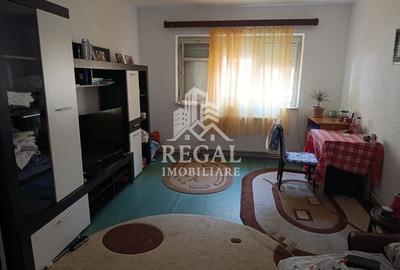 Apartament 3 camere, 2 băi, parter înalt - Micro 5