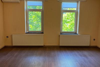 Apartament cu 3 camere semidecomandat în Cotroceni - 9