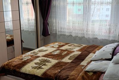 Apartament cu 2 camere decomandat în Micro 1 - 1