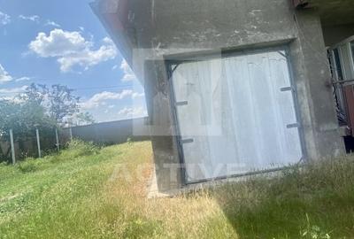 Imobil cu curte pentru depozitare/activitati auto - 2