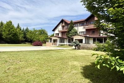 Duplex cu 10 camere cu Canalizare în Corbeanca - 2