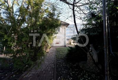 Casa individuala de vanzare cu 5 camere 2 balcoane zona Centrala - 3