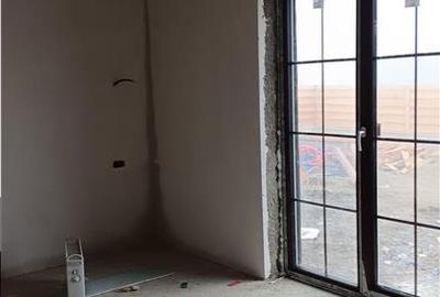 Casă individuală cu 4 camere cu Canalizare în Aroneanu - 3