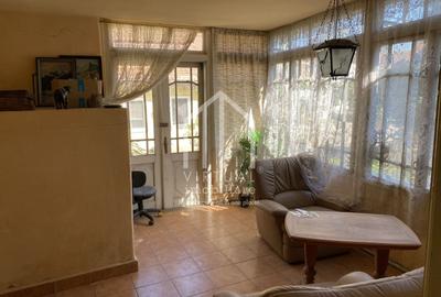 Casă individuală cu 3 camere cu Canalizare în Central - 15