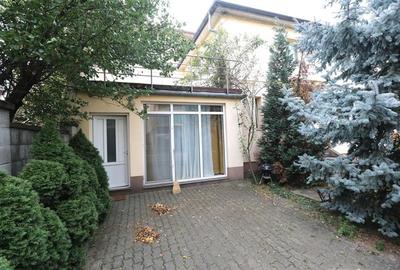 Casa cu 3 camere, curte proprie, centrala proprie zona Aradului - 1