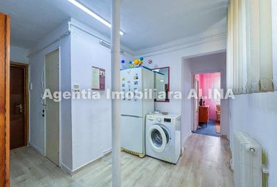 Apartament cu 2 camere decomandat în Micro 15 - 9