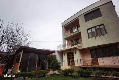Casă cu 4 camere în Central - 13