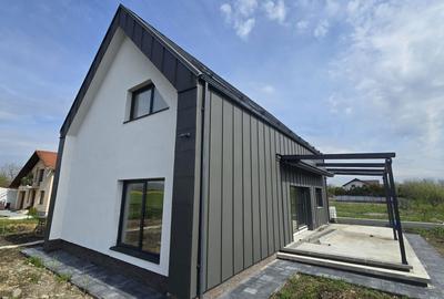 Casă cu 4 camere în Sângeorgiu de Mureș - 2