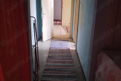 Vand apartament cu 3 camere - 1