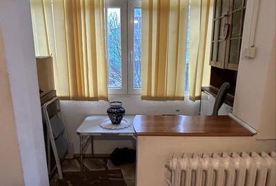 Apartament cu 3 camere semidecomandat în Govândari - 12
