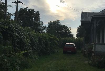 Casă cu 4 camere în Central