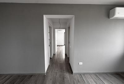 Apartament cu 3 camere semidecomandat în Central - 11